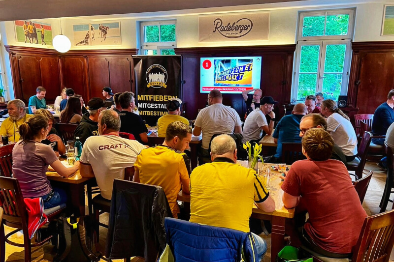 Fanclub Elbflorenz gewinnt kurzweiligen Quizabend